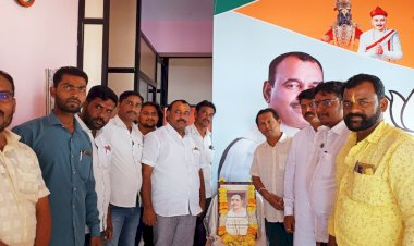 *पंढरपुरात डॉ. पंडित दीनदयाल उपाध्याय यांना जयंती निमित्त अभिवादन:-*