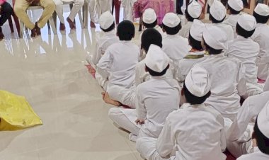 *कल्याणराव काळे यांच्या वाढदिवसानिमित्त आळंदी येथे शालेय साहित्याचे वाटप:-*