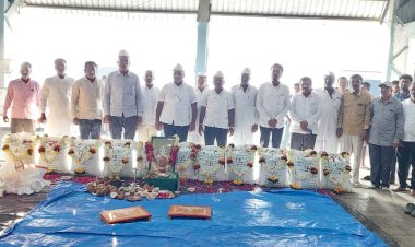 अवताडे शुगर अँड डिस्टलीरीज प्रायव्हेट लि.कारखान्याच्या पहिल्या ११ साखर पोत्याचे पूजन