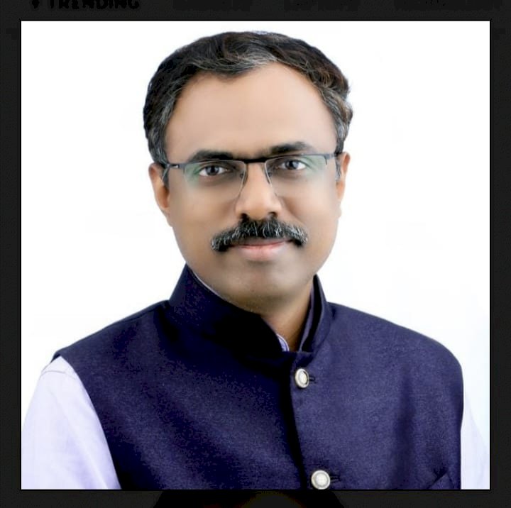 पंढरपूर सिंहगडचे डाॅ. समीर कटेकर यांना "उत्कृष्ट नेता" पुरकार जाहीर..