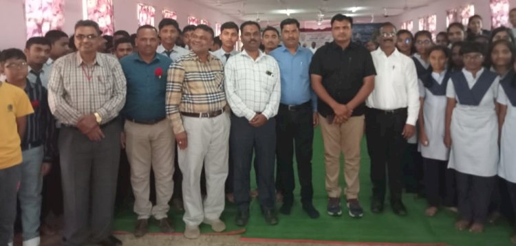 तुळजापूर नवोदय विद्यालयात माजी विद्यार्थी स्नेह मेळावा संपन्न..