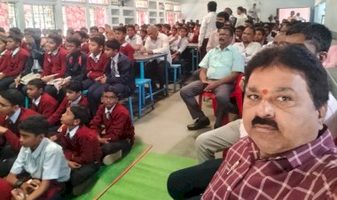 मा. मोदी गुरुजींच्या शाळेत नवोदयचे विद्यार्थी सहभागी