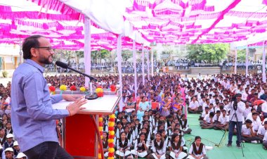 विद्यार्थ्यांनो आत्मविश्वास जागृत करा - गणेश शिंदे