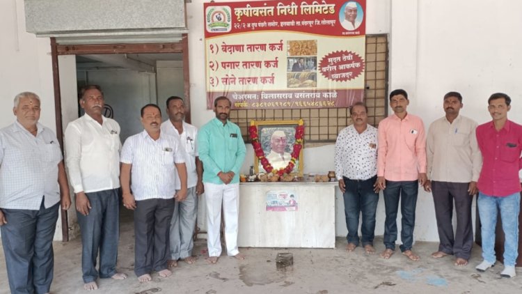 वसंत कोल्ड स्टोरेज वाखरी येथे स्वर्गीय वसंतराव (दादा) काळे यांना अभिवादन...