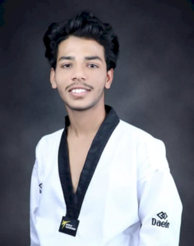 शिवरत्न ज्युनिअर कॉलेज गादेगाव विद्यार्थी रैयान तांबोळी गोल्ड मेडल मिळवून महाराष्ट्रात पहिला