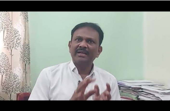पहिली ते आठवीच्या वर्गातील सर्वच मुलांना मिळणार यंदा मोफत गणवेश - शिक्षण अधिकारी संजय जावीर यांची माहिती