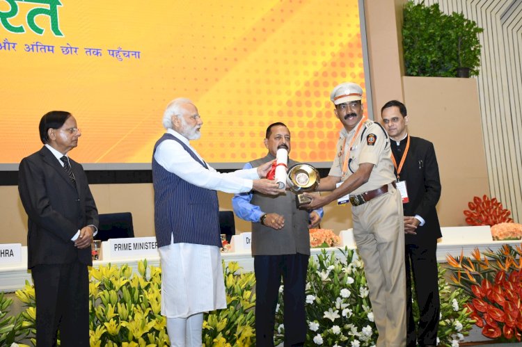 ‘ऑपरेशन परिवर्तन’ मुळे स्थानिकांच्या जीवनमान बदलाचा हा सन्मान - सोलापूर जिल्हा पोलीस प्रमुख शिरीष सरदेशपांडे