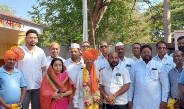 पंढरपूर तालुका व शहर काँग्रेस कमिटीच्या वतीने कामगार दिन ,१ मे साजरा..