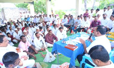 दुष्काळजन्य परिस्थितीच्या पार्श्वभूमीवर चाराडेपो व पिण्याच्या पाण्याचे टँकर सुरु होण्यासाठी तात्काळ प्रस्ताव सादर करण्याचे आ. आवताडे यांचे आदेश