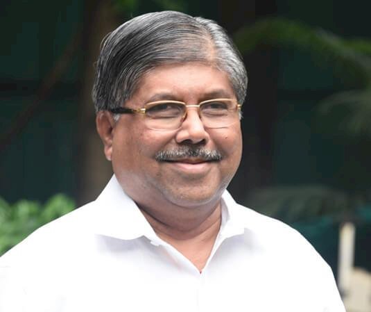 पालकमंत्री चंद्रकांत पाटील यांनी  कार्तिकी यात्रा नियोजनाचा दुरदृष्य प्रणालीद्वारे घेतला आढावा  पंढरपूर येथे 3 नोव्हेंबर रोजी संभाव्य दौऱ्याप्रसंगी आढावा बैठक घेण्यात येणार