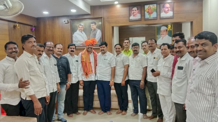 सरपंच विनायक यादव यांचा मंगळवेढ्यात जंगी सत्कार..