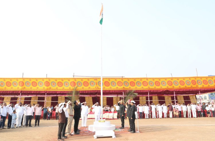 प्रांताधिकारी गजानन गुरव यांच्या हस्ते प्रजासत्ताक दिनी ध्वजारोहण संपन्न....