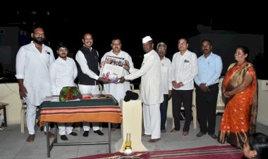 समाज कार्य करणाऱ्या थोर महापुरुषांचा वारसा तळागाळापर्यंत पोहोचला पाहिजे:-- ज्येष्ठ इतिहास संशोधक, डॉ. श्रीमंत कोकाटे