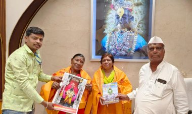 श्री.विठ्ठल रूक्मिणी मंदिरे समितीस, अकोला येथील भाविकाकडून 1,00,111 रूपयाची देणगी;