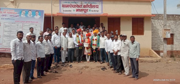 राज्यस्तरीय आदर्श सरपंच पुरस्काराचे मानकरी  विनायक यादव यांचा मारापुरात जंगी सत्कार...  ग्रामस्थांनी केलेला  सन्मान माझ्याआयुष्यभर स्मरणात राहील - सरपंच यादव