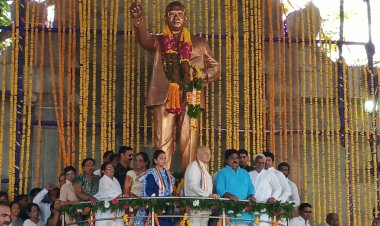 संविधानाच नाही राहिले तर लोकशाही राहणार नाही : आमदार प्रणिती शिंदे