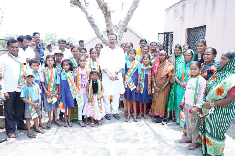 विकासकामांचे प्रश्न संसदेत मांडण्यासाठी प्रणितींना निवडून द्या; माजी आमदार दिलीप माने यांचे आवाहन