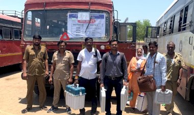 पोलींग पार्टींना मतदान साहित्याचे वितरण ; मतदान पथके मतदानस्थळी रवाना ३ लाख ५७ हजार ८३८  मतदार  बजावणार मतदानाचा हक्क-, निवडणूक निर्णय अधिकारी सचिन इथापे यांची माहिती..