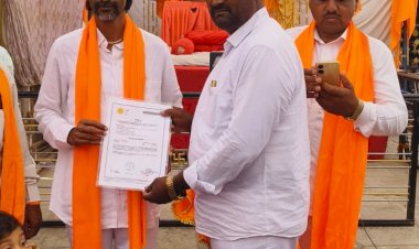 "पाटील, तुमच्यामुळेच आम्हाला कुणबी प्रमाणपत्र मिळाले..."  खेडभोसे ग्रामस्थांच्या भावना जरांगे - पाटलांच्या कानी