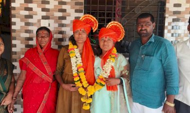 करकंब आदर्श प्रशालेच्या तेजश्री व तृप्ती नागणे या जुळ्या बहिणीचे दहावीच्या परीक्षेत समान गुण ,  खेडभोसे आजोळात नातेवाईकामध्ये यश संपादन केल्याबद्दल आनंदी आनंद