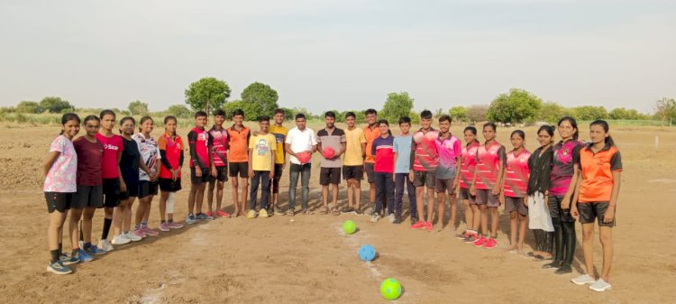गादेगाव येथील शिवरत्न ज्युनिअर कॉलेज येथे राज्यस्तरीय डॉजबॉल स्पर्धा प्रशिक्षण शिबीर उत्साहाने सुरुवात