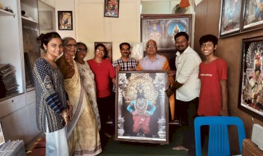 श्री विठ्ठल -रुक्मिणी मंदिर समितीस सातारा येथील  भाविकांकडून अन्नदानासाठी ५०१०००/- रुपयाचा धनादेश ..