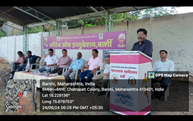 बार्शीच्या कॉलेज ऑफ एज्युकेशनमध्ये "वृक्षोत्सव पंधरवडा" उत्साहात संपन्न..