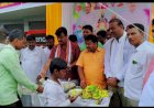 पंढरपुरात आषाढी  एकादशी निमित्त राष्ट्रवादी काँग्रेस पार्टीच्या वतीने भाविक भक्तांना मोफत खिचडीचे वाटप.