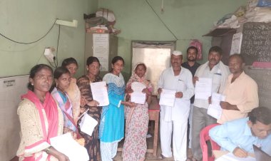 सिद्धेवाडीत "माझी लाडकी बहीण "लाभार्थ्यांना दाखल्याचे वाटप,