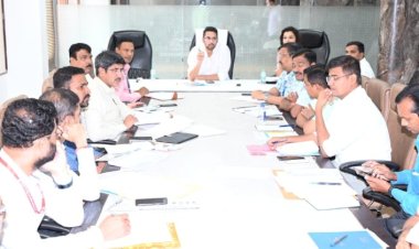 आषाढी वारी 2024.... सर्व यंत्रणांनी पुढील तीन दिवस अत्यंत दक्ष राहून काम करावे , -जिल्हाधिकारी कुमार आशीर्वाद