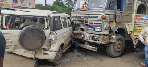 पंढरपुरला निघालेल्या वारकऱ्यांच्या टेम्पोचा कात्रज-कोंढवा रस्त्यावर अपघात, 20 वारकरी जखमी