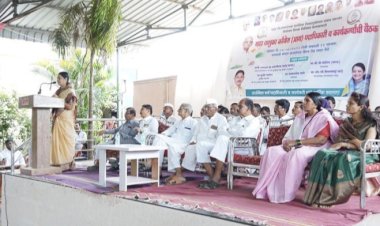 माढा विधानसभा निवडणूक लढविण्यासाठी तालुका काँग्रेस कमिटीची जोरदार मोर्चे बांधणी  सुरू   माजी आमदार धनाजी साठे यांच्या प्रमुख उपस्थित काँग्रेस पदाधिकाऱ्यांची  बैठक संपन्न,  बैठकीत नगराध्यक्ष मिनलताई साठे यांच्या नावास  एकमताने शिक्कामोर्तब