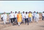 चेअरमन अभिजीत पाटील यांच्या वाढदिवसाचे निमित्ताने शनिवारी होणार बैलगाडा थरार  बावी येथे ओपन बैलगाडा शर्यतीचे जंगी मैदान  १ कोटीचा बैल स्पर्धेत भाग घेण्यासाठी दाखल