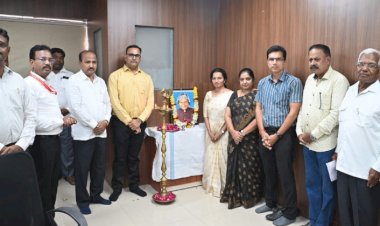 माणसाने ग्रंथाची संगत ठेवली तर अज्ञानाच्या रात्री उजळून निघती ; साहित्यिक तथा  डॉ. शिवाजीराव देशमुख