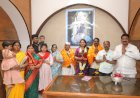 श्री विठ्ठल - रुक्मिणी मंदिरास चांदीची फुलदाणी व बाऊल भेट.