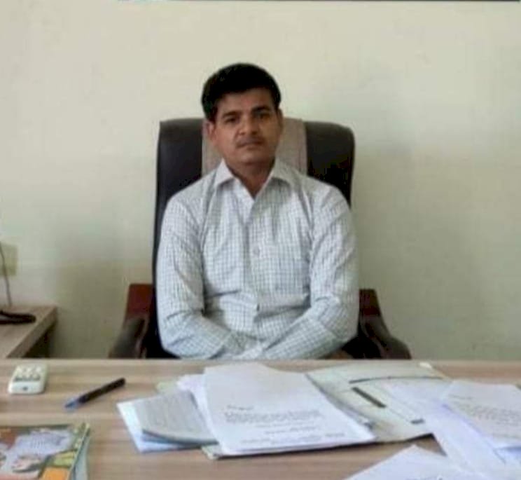 पंढरपूर येथील शासकीय ध्वजारोहण समारंभाचे आयोजन; तहसीलदार :-- सचिन लंगुटे