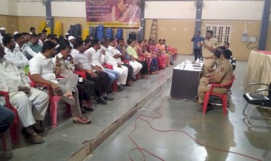 सण उत्सव साजरे करताना  शांतता आणि सामाजिक  सलोखा राखावा :- उपविभागीय पोलीस अधिकारी अर्जुन भोसले यांचे आवाहन..