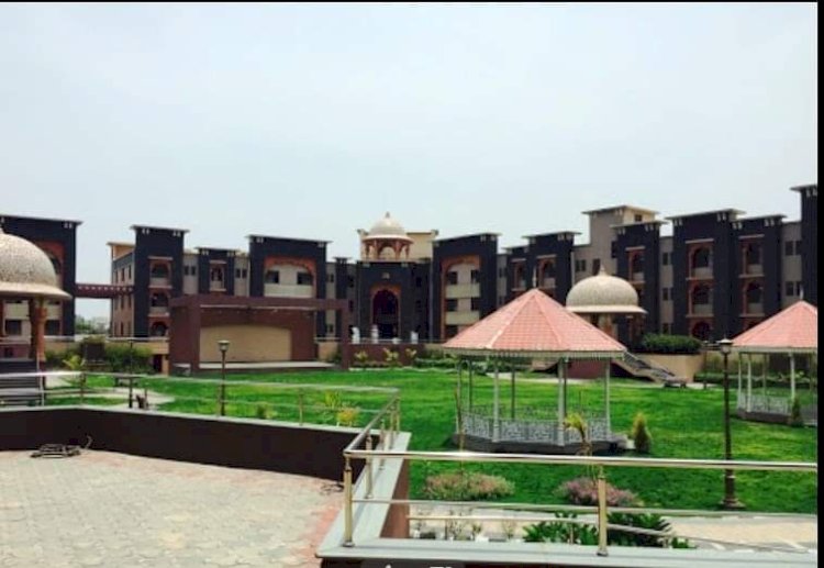 श्री विठ्ठल - रूक्मिणी भक्तनिवास येथील सेवा पुरवठा कामाचा मे. शुभम सर्व्हिसेसचा  ठेका रद्द:- कार्यकारी अधिकारी राजेंद्र शेळके.