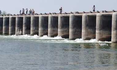 पंढरपूरच्या चैत्री यात्रेसाठी  चंद्रभागा नदीपात्रात सोडले पाणी..... वारकरी, भाविकांना चंद्रभागा नदीत करता येणार पवित्र स्नान