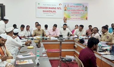 पंढरपूर आषाढी वारीच्या अनुषंगाने पालखी सोहळा प्रमुखांच्या सर्व सूचनांची अंमलबजावणी वारीपूर्वी करण्यात येणार- जिल्हाधिकारी कुमार आशीर्वाद                                                ◼️सर्व संबंधित यंत्रणांनी पालखी तळांवर मुरुमाचे साठे, रोलर व जेसीबीची व्यवस्था करून ठेवावी