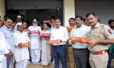 श्री विठ्ठल- रूक्मिणी मंदिरात जमा होणा-या निर्माल्यापासून अगरबत्तीची निर्मिती - व्यवस्थापक मनोज श्रोत्री  ◼️ 15 जून पासून भाविकांना चार प्रकारच्या अगरबत्तीची उपलब्धता  ,  ◼️ मंदिराच्या उत्पन्नात होणार वाढ