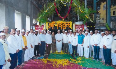 श्री विठ्ठल कारखान्याचे मिल रोलर आमदार अभिजीत आबा पाटील यांच्या हस्ते पुजन संपन्न....  ◼️  कारखान्याचा हंगाम सुरू करण्यासाठी लगबग ..  ◼️ अपघातात मयत वारसांना प्रत्येकी पाच लाखाचा चेक सुपूर्द ..  ◼️ सन- 2024 -25 गळितास आलेल्या सभासदांना 2803 रुपये दर खात्यावर जमा..  ◼️ 20 लाख मे.टन गाळप संचालक मंडळाचा निर्णय.