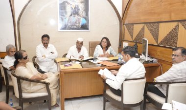 श्री विठ्ठल -रुक्मिणी मंदिर दर्शनरांगेतील बॅरिकेटिंग कामाच्या ई .निविदेबाबत,