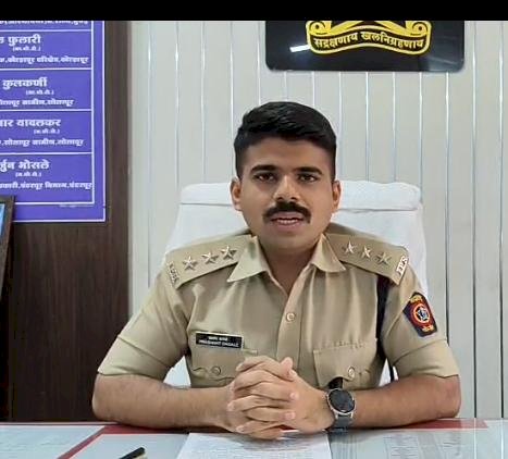 पंढरपूर " भाजपचे" शहर अध्यक्षाच्या अवैद्य व्यवसाय जुगारअड्यावर पोलीस प्रशासनाची   धाडशी  कारवाई  ◼️ सहा. पोलीस अधीक्षक  प्रशांत डगळे,  यांची जुगार अड्ड्यावर कारवाई ५ लाख ४३ हजार ३०० रू.चा मुदद्देमाल जप्त"..  ◼️ कमळन बाईच्या  पंढरपूर शहर अध्यक्षाचे  राजरोसपणे चालणारे काळेधंदे पोलिसांनी  मांडले चव्हाट्यावर ..