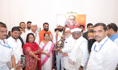 पंढरपूर कार्तिकी यात्रा :   शासकीय महापूजेचे उपमुख्यमंत्री एकनाथ शिंदे यांना मंदिर समितीकडून निमंत्रण    - सह. अध्यक्ष गहिनीनाथ महाराज औसेकर