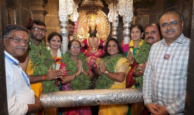 श्री.विठ्ठल रूक्मिणी मातेची प्रक्षाळपुजा संपन्न...