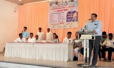 पंढरपूर तालुक्यात छत्रपती शिवाजी महाराज महाराजस्व अभियानास महसूल प्रशासनाला नागरिकांतून उस्फूर्त प्रतिसाद  ◼️ छत्रपती शिवाजी महाराज महाराजस्व अभियानातून नागरिकांचे समाधान ,  ◼️ कासेगांव व करकंब मंडळातून 1 हजार 864  विविध  सुविधा पुरवण्यात आल्या