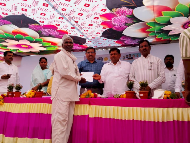 पंढरपूर महसूल विभागाकडून पुळुज व भाळवणी मंडळात 1505 दाखले तातडीने वितरण : तहसीलदार लंगुटे  ◼️ छत्रपती शिवाजी महाराज महाराजस्व अभियानातून नागरिकांचे समाधान