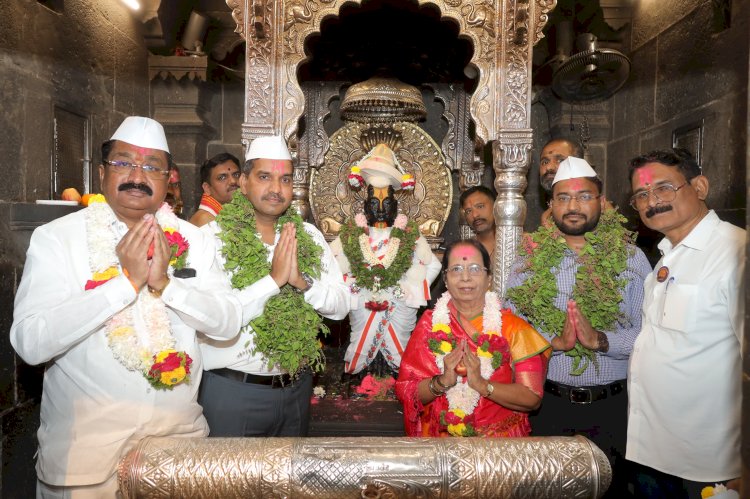 श्री विठ्ठल- रूक्मिणी मंदिरात  रामजन्मोत्सव उत्साहात साजरा, कार्यकारी अधिकारी राजेंद्र शेळके.