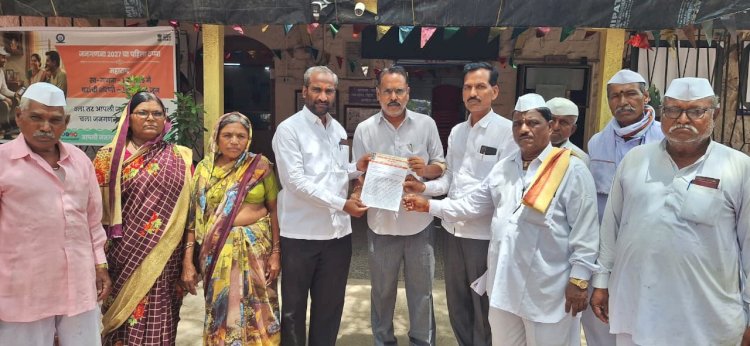 राज्यातील संजय गांधी निराधार  लाभार्थ्यांनाही दिव्यांग प्रमाणे  अनुदानात वाढ करा   ◼️ श्रावणबाळ माता-पिता सेवा  सामाजिक संघटनेचे शासनाला निवेदन ,  ◼️ राज्य अध्यक्ष  तानाजी जाधव यांच्या नेतृत्वाखाली आंदोलन तीव्र  करण्याचा इशारा